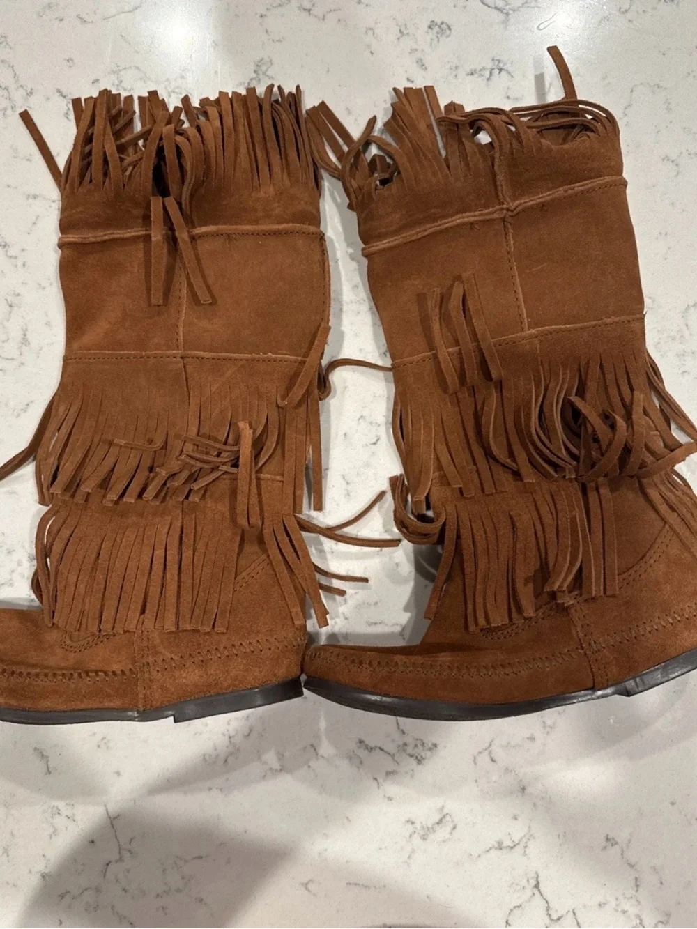 Minnetonka Brown Suede Fringe  Boots
